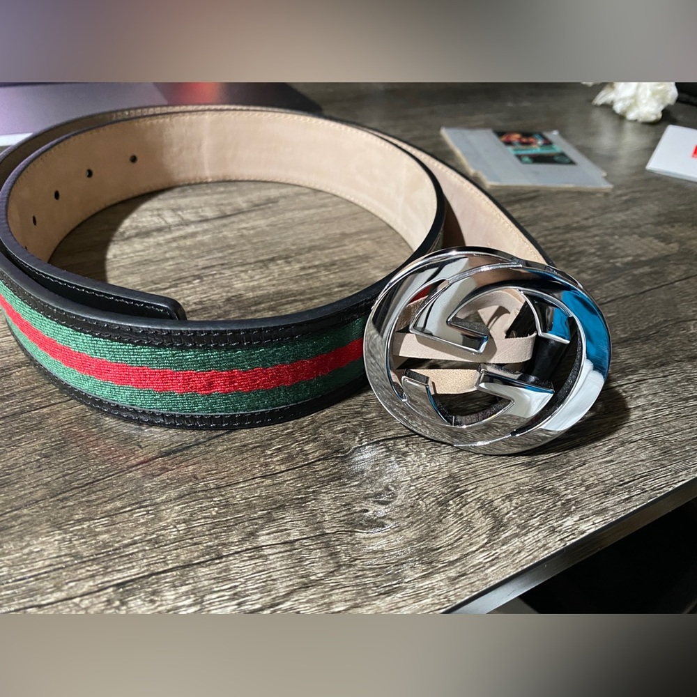 Gucci belt 100-40 100% authentic